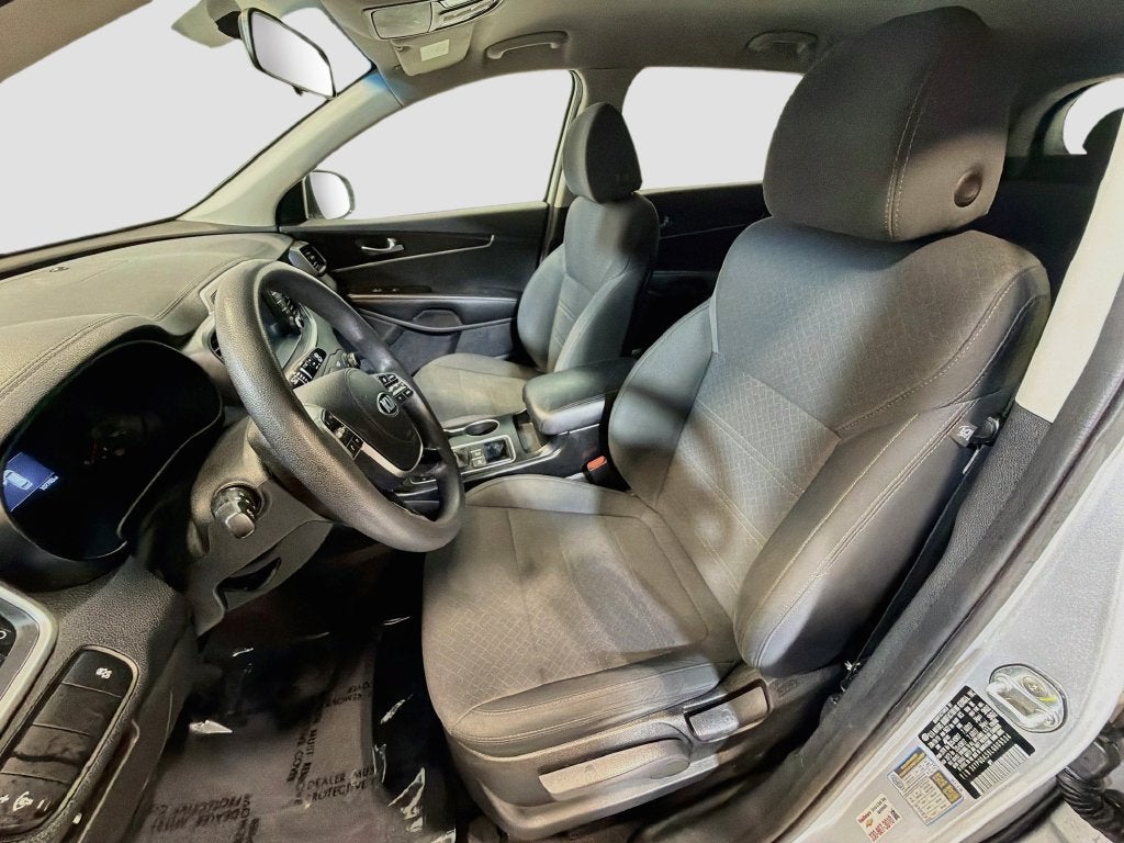2020 Kia Sorento LX V6