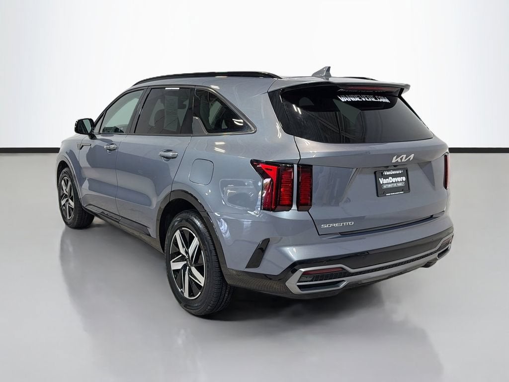 2023 Kia Sorento S