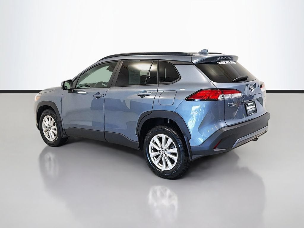 2022 Toyota Corolla Cross LE