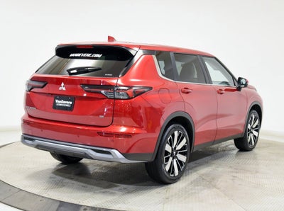2025 Mitsubishi Outlander SE