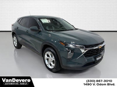 2025 Chevrolet Trax LS
