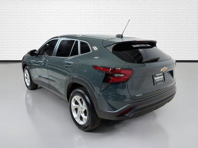 2025 Chevrolet Trax LS
