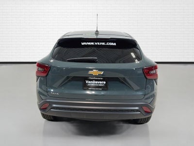 2025 Chevrolet Trax LS
