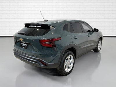 2025 Chevrolet Trax LS