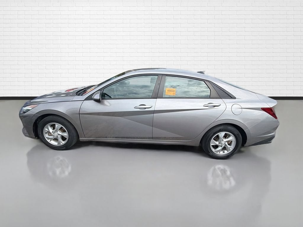 2023 Hyundai Elantra SE