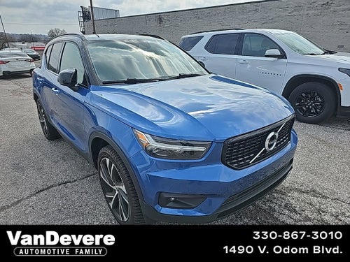 2020 Volvo XC40 R-Design