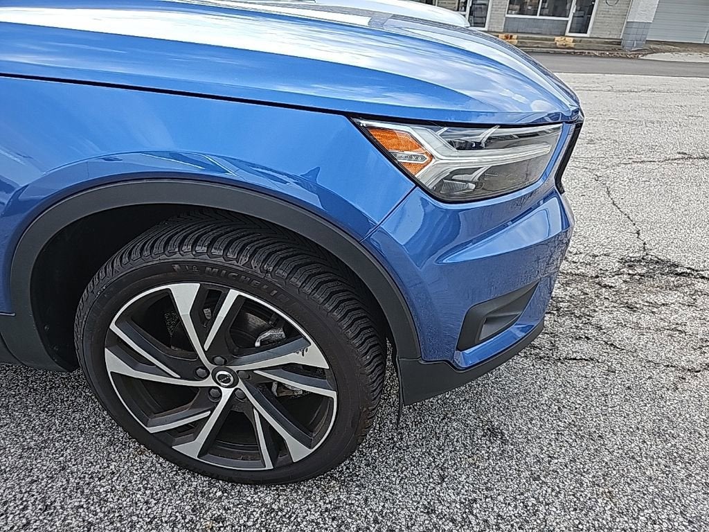 2020 Volvo XC40 R-Design