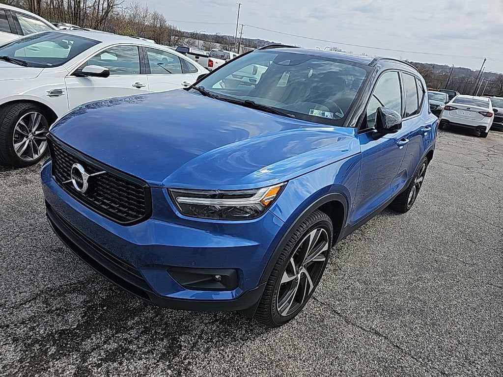2020 Volvo XC40 R-Design