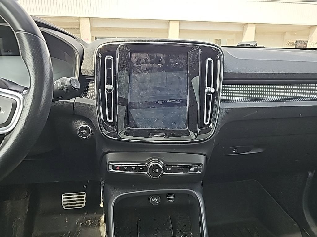 2020 Volvo XC40 R-Design