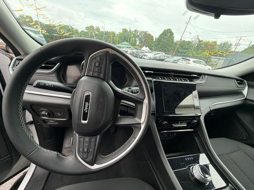 2024 Jeep Grand Cherokee Laredo X