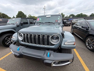 2024 Jeep Wrangler Sahara 4xe