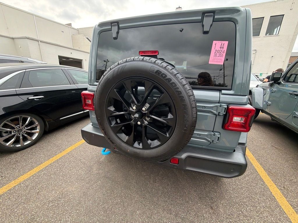 2024 Jeep Wrangler Sahara 4xe