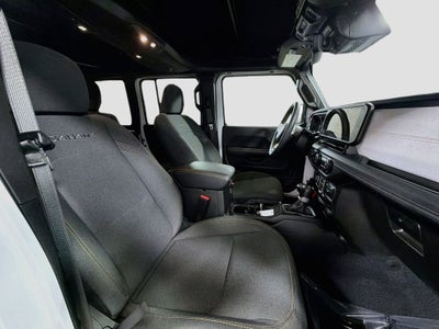 2024 Jeep Wrangler Sahara 4xe