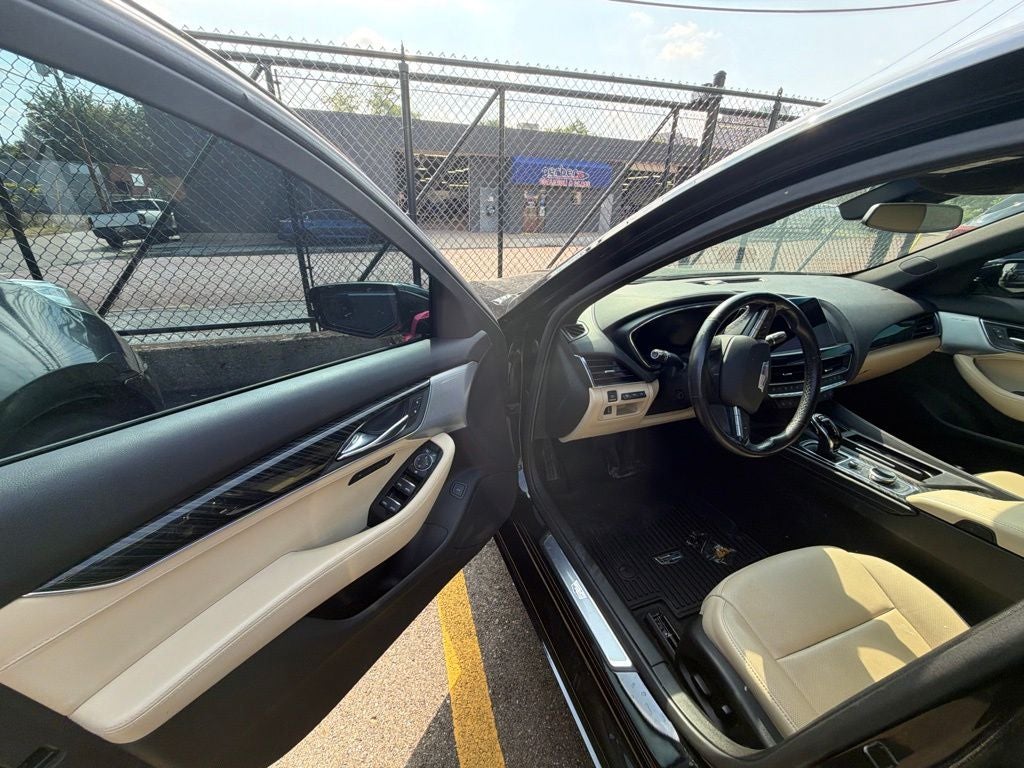 2022 Cadillac CT5 Premium Luxury
