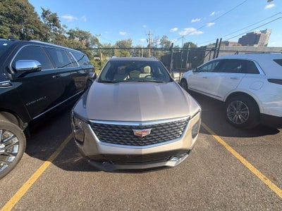 2025 Cadillac XT4 Premium Luxury