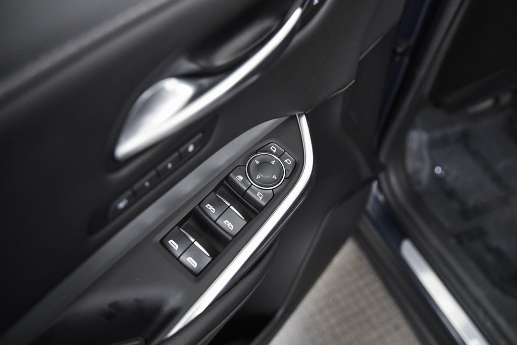 2022 Cadillac XT4 Premium Luxury