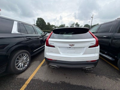 2023 Cadillac XT4 Premium Luxury