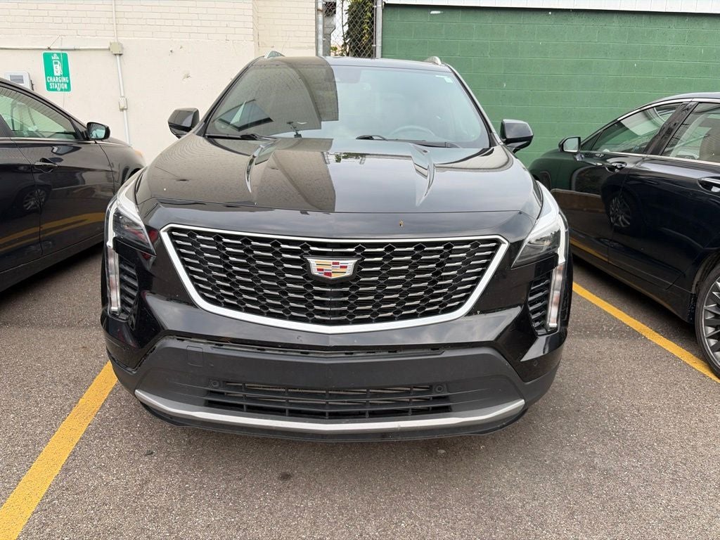 2020 Cadillac XT4 Premium Luxury