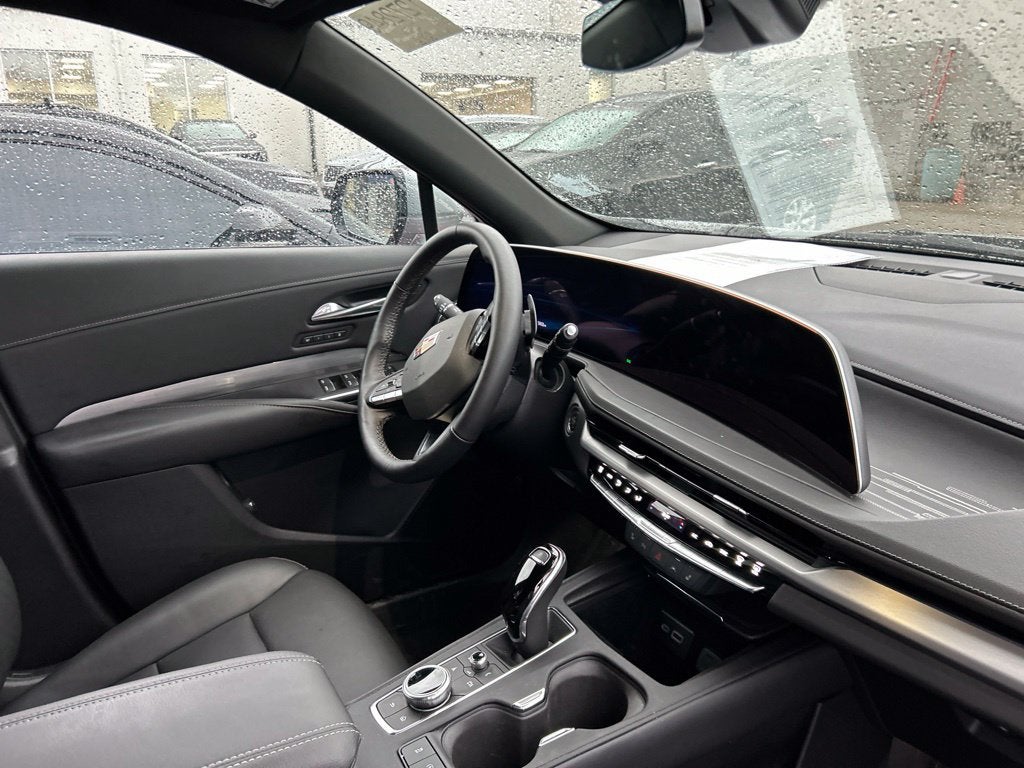 2025 Cadillac XT4 Premium Luxury