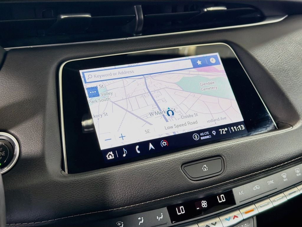 2022 Cadillac XT4 Premium Luxury