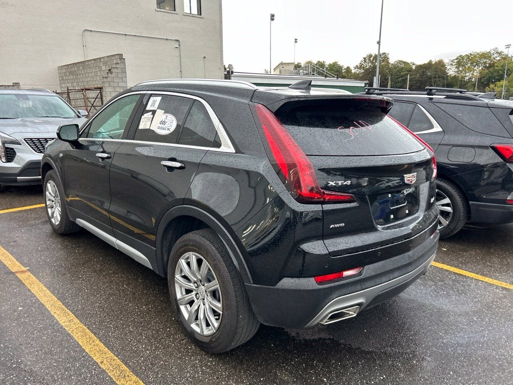 2023 Cadillac XT4 Premium Luxury