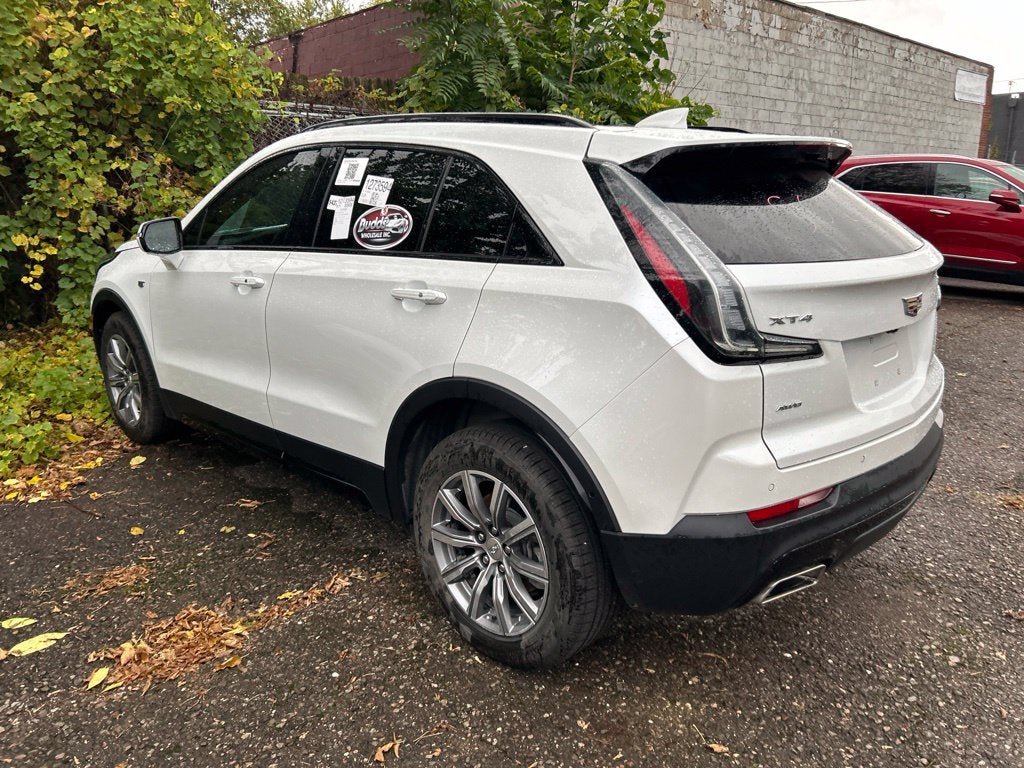 2023 Cadillac XT4 Sport
