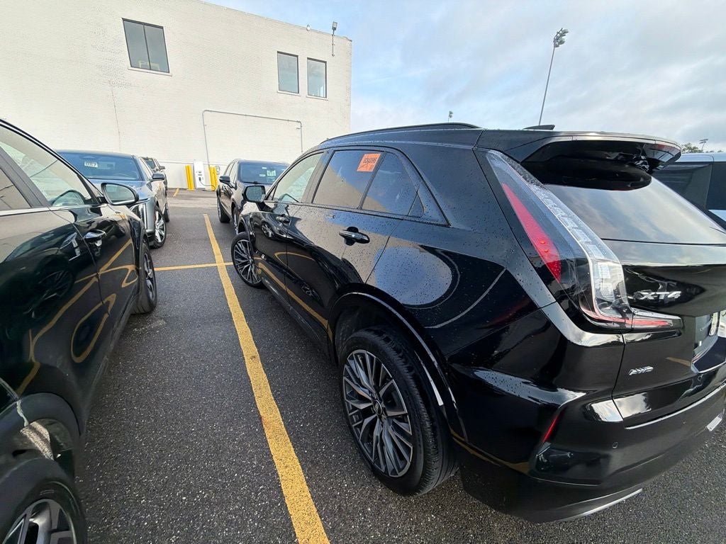 2024 Cadillac XT4 Sport