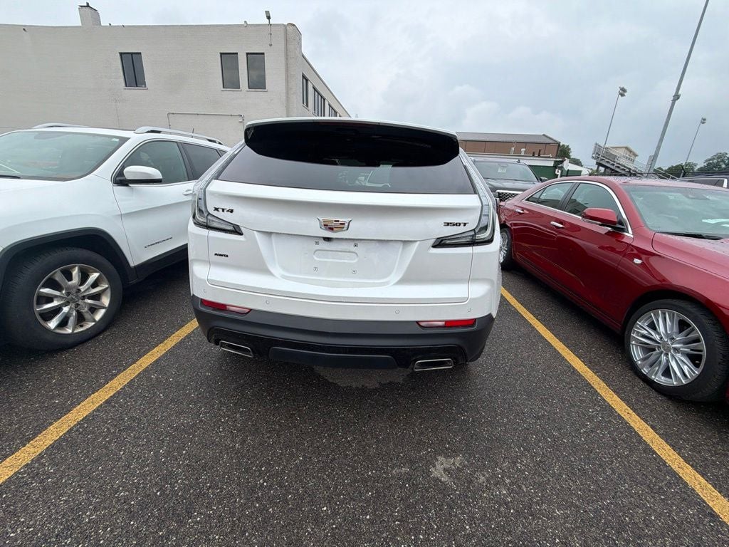 2022 Cadillac XT4 Sport