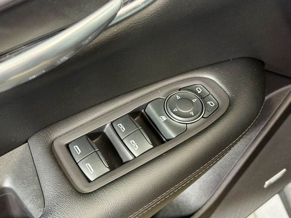 2022 Cadillac XT5 Luxury