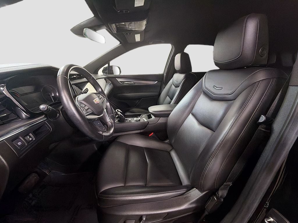 2022 Cadillac XT5 Luxury