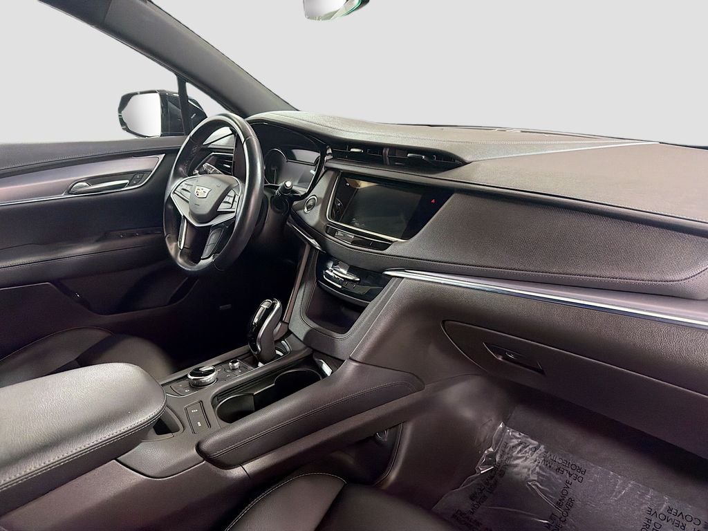 2022 Cadillac XT5 Luxury