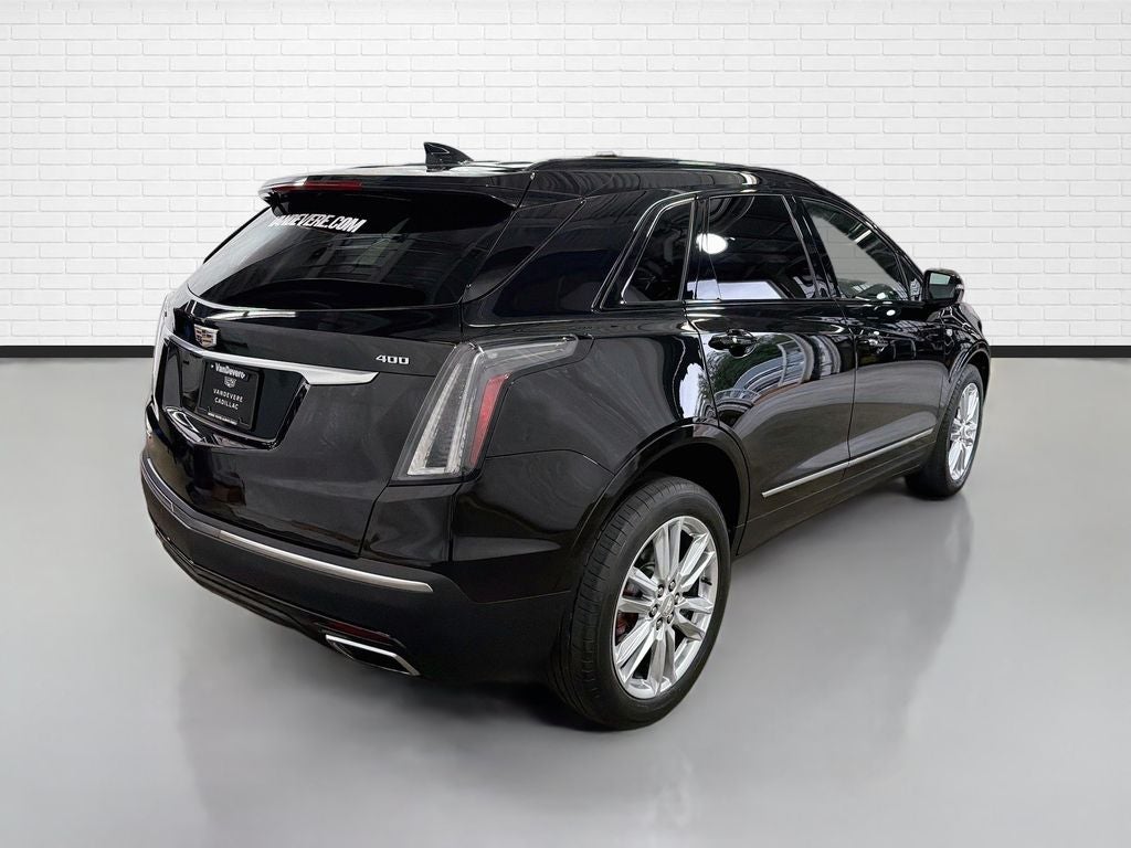 2022 Cadillac XT5 Sport