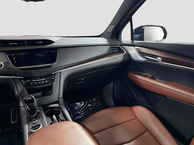 2024 Cadillac XT5 Sport