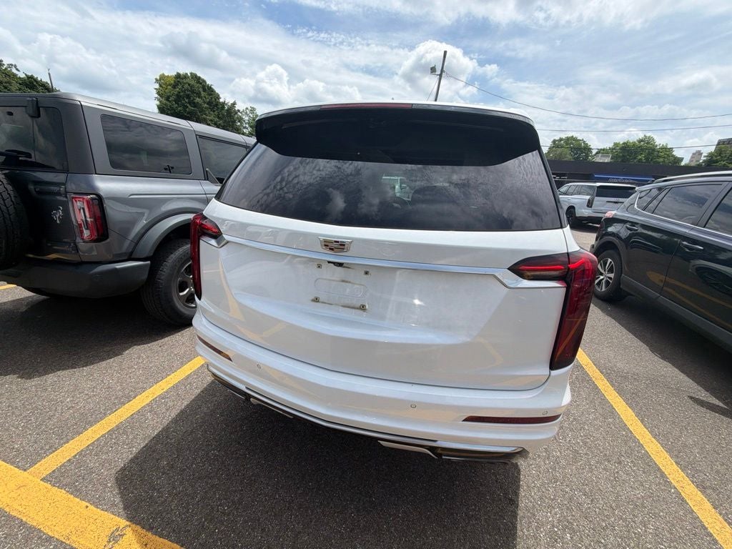 2021 Cadillac XT6 Premium Luxury