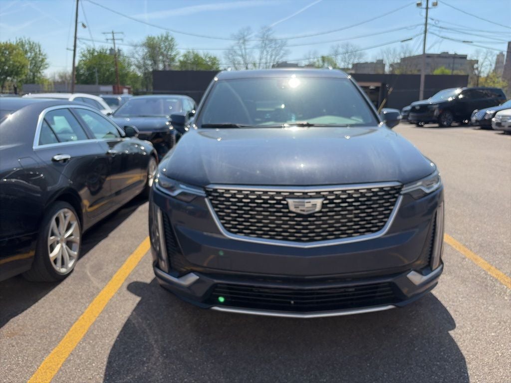 2024 Cadillac XT6 Premium Luxury