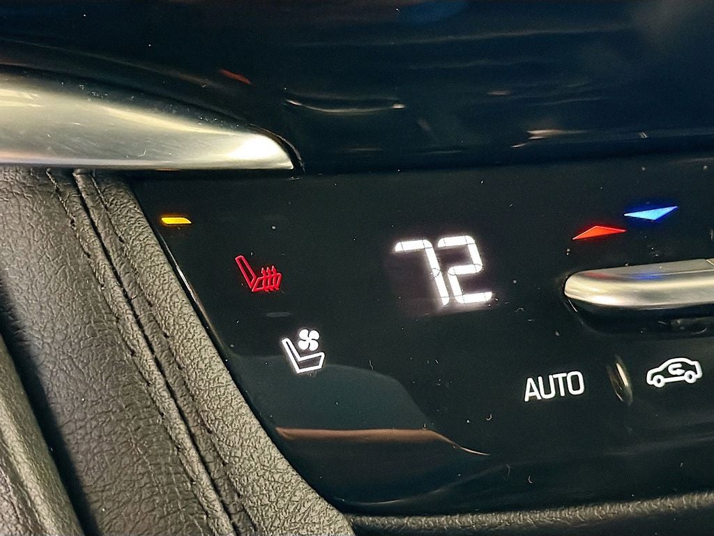 2025 Cadillac XT6 Sport