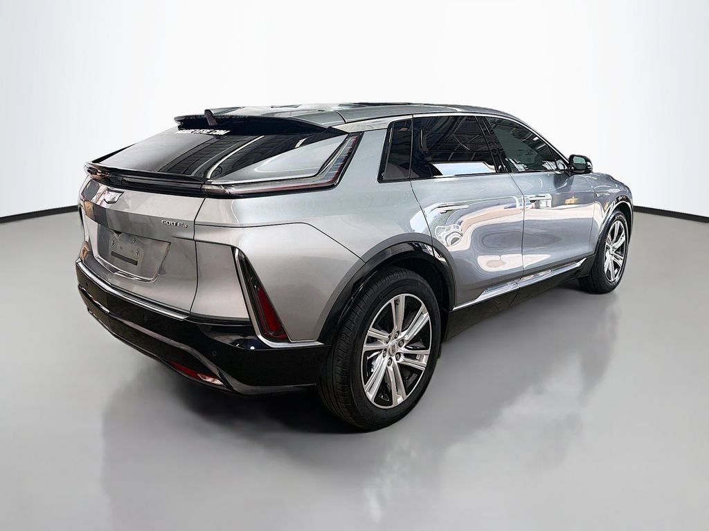 2024 Cadillac LYRIQ Tech