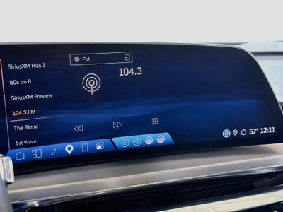 2025 Cadillac LYRIQ Luxury 3