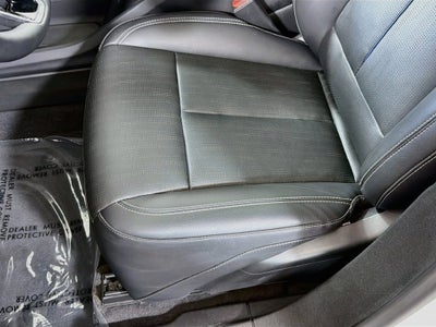 2025 Cadillac LYRIQ Luxury 3