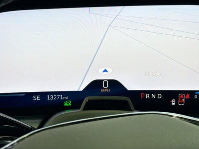 2025 Cadillac LYRIQ Luxury 3