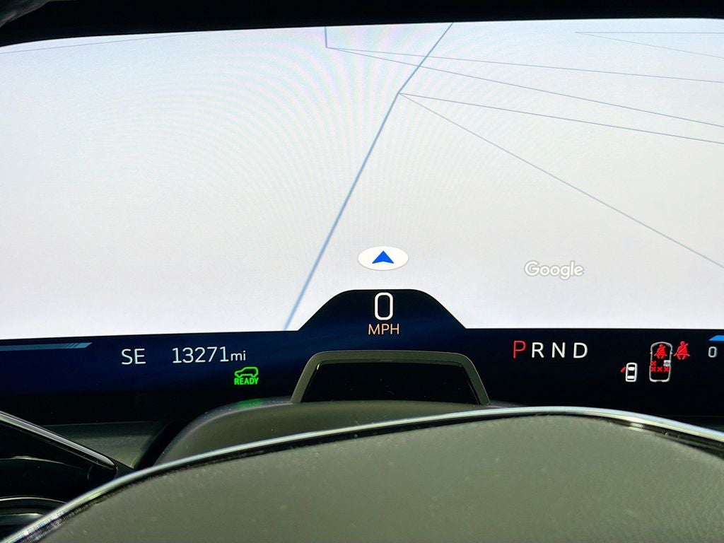 2025 Cadillac LYRIQ Luxury 3