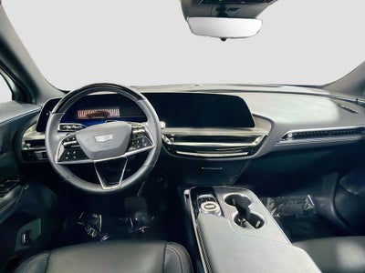 2025 Cadillac LYRIQ Luxury 3