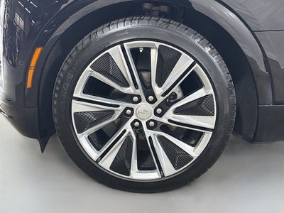 2025 Cadillac LYRIQ Luxury 3