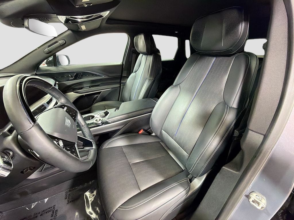 2024 Cadillac LYRIQ Sport