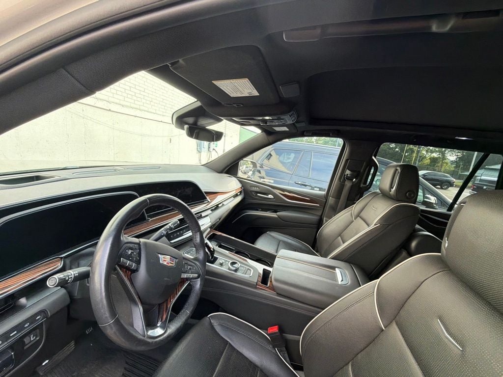 2022 Cadillac Escalade Premium Luxury