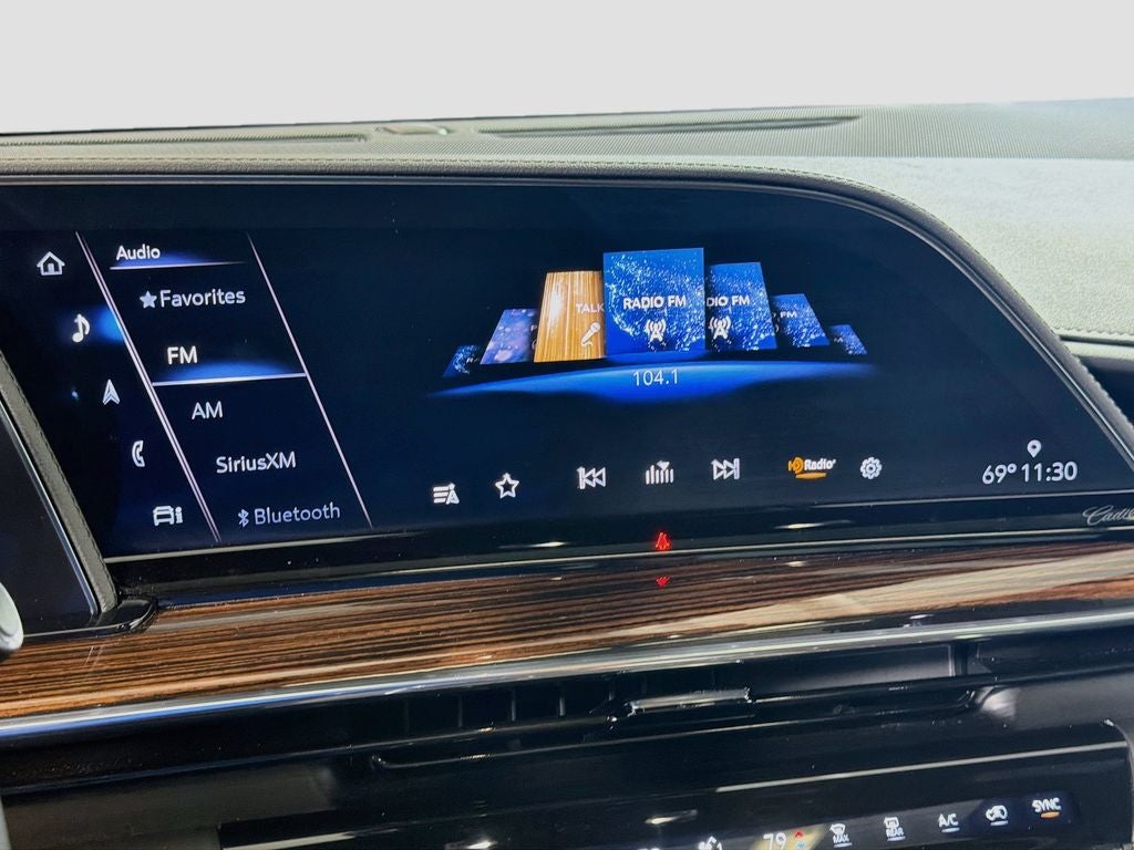 2022 Cadillac Escalade Premium Luxury