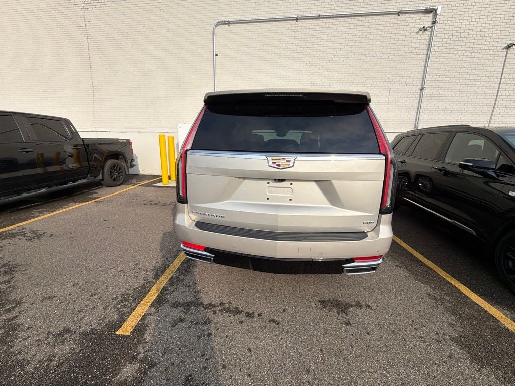 2022 Cadillac Escalade Premium Luxury