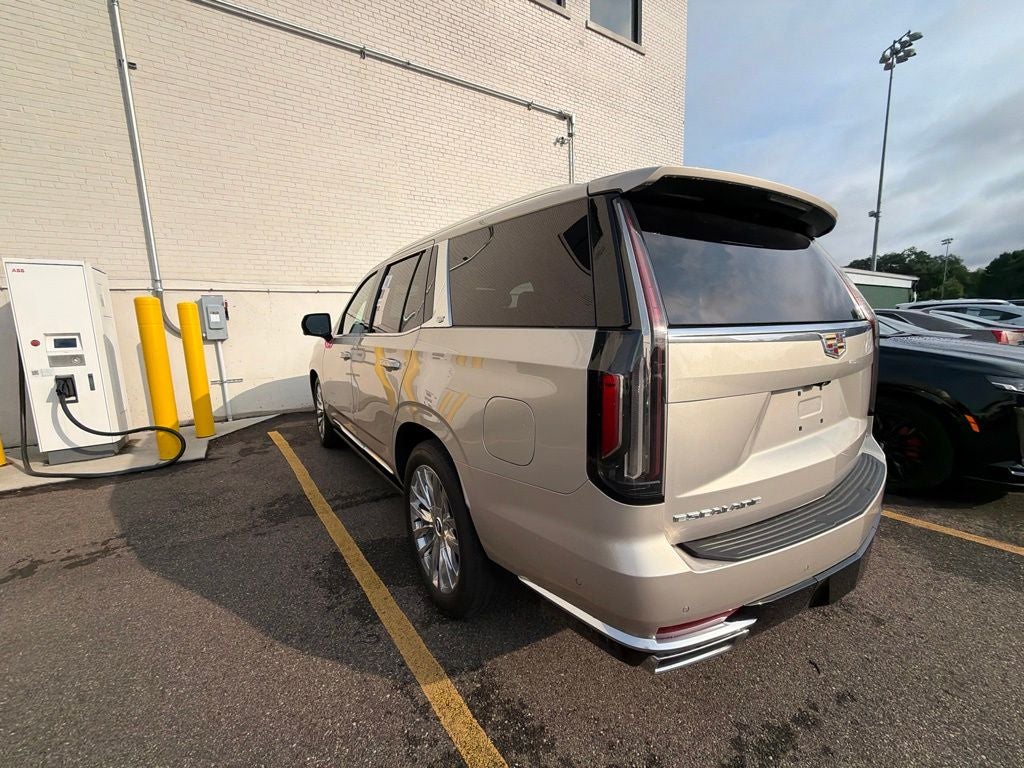 2022 Cadillac Escalade Premium Luxury