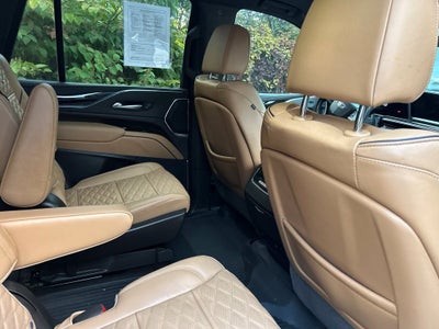 2023 Cadillac Escalade Premium Luxury