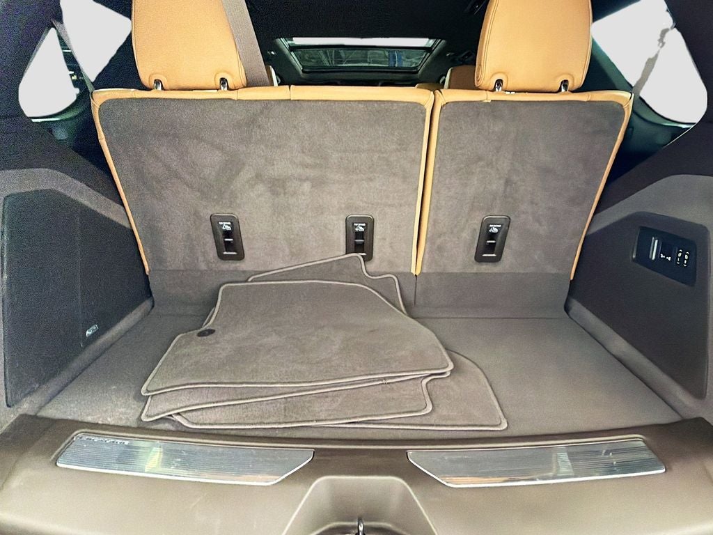 2023 Cadillac Escalade Sport